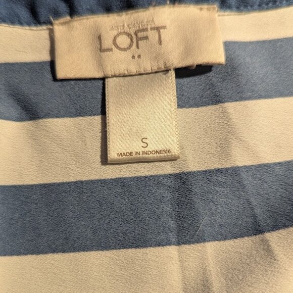 LOFT * Blue & White Striped Blouse * Women’s Size Small - Picture 3 of 3